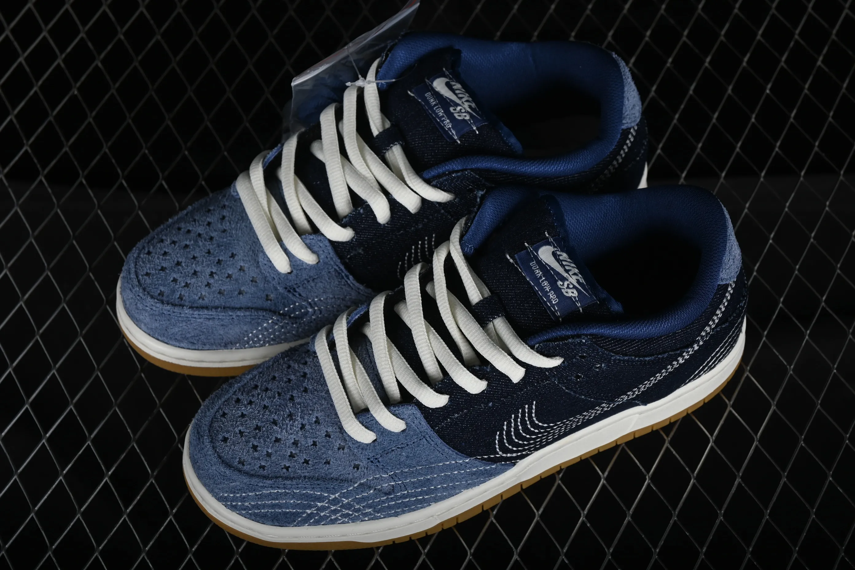 All Categories Nk SB Dunk Series Nk SB Dunk Low Low-top sneakers Nk SB Dunk Low Pro Prm "Denim Gum" Denim denim low-top casual sneakers CV0316-400
